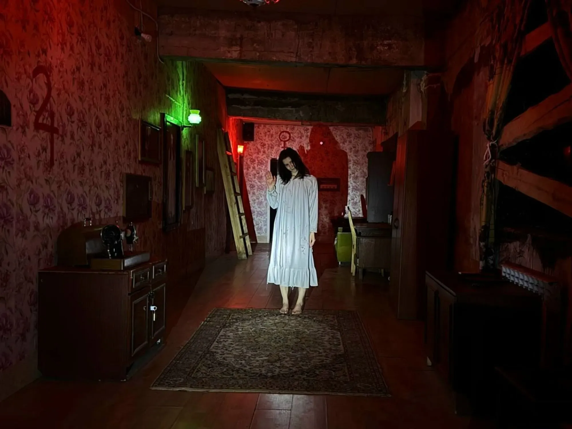Hide and Seek: 7 Hours to Disaster